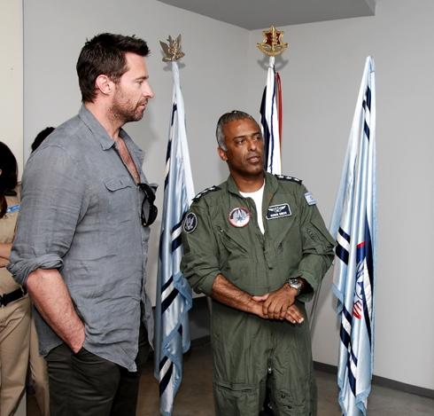 Hugh Jackman visits an Israeli Air Force base.
