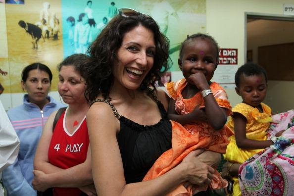 Lisa Edelstein (House, MD) Learning about the Save a Child's Heart program